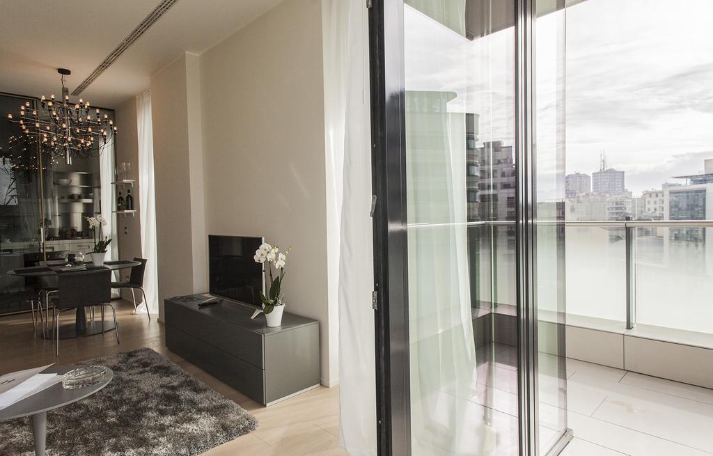 מילאנו Hemeras Boutique Homes - Design Flats Near The City Center מראה חיצוני תמונה