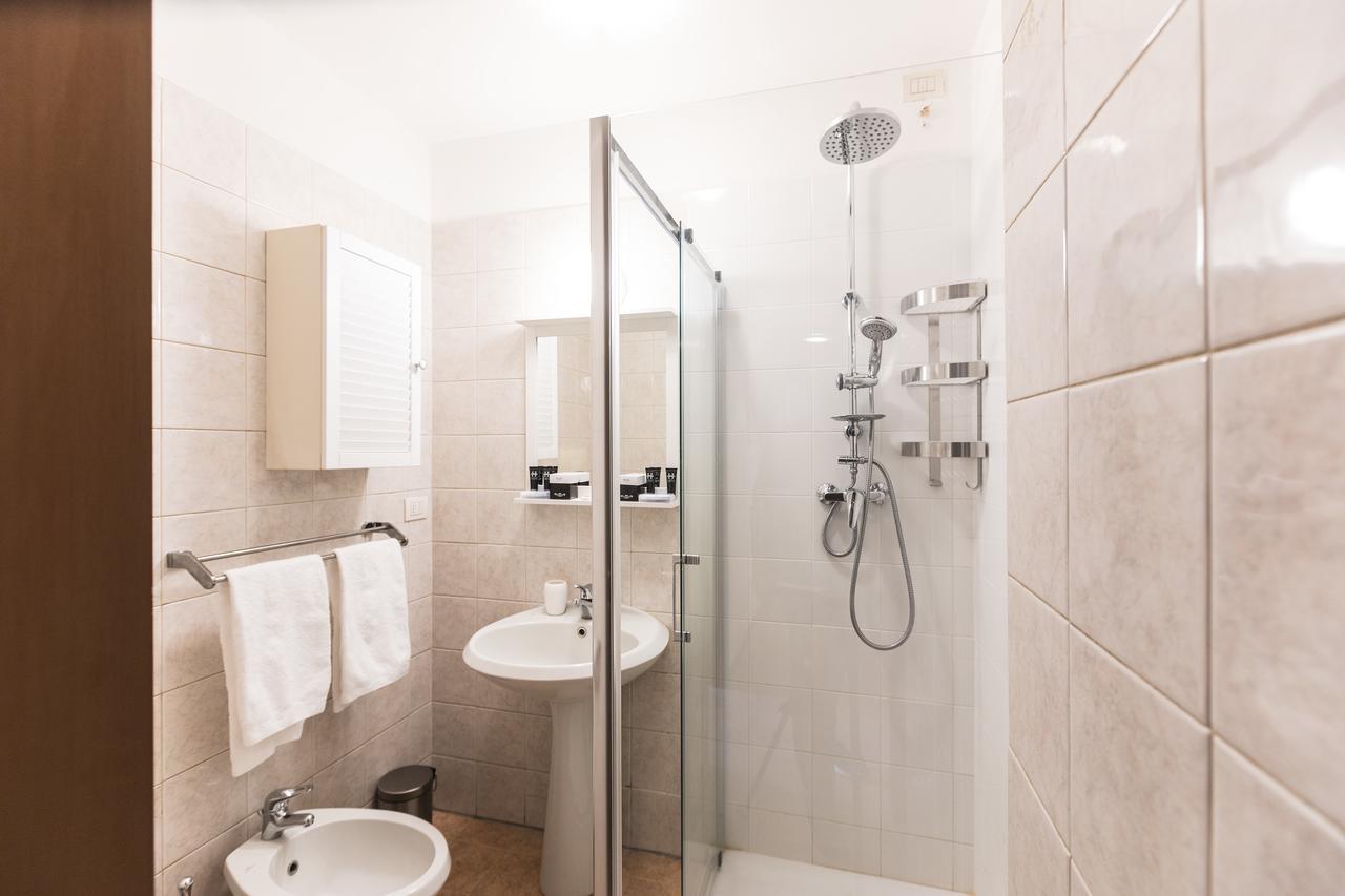 מילאנו Hemeras Boutique Homes - Design Flats Near The City Center מראה חיצוני תמונה